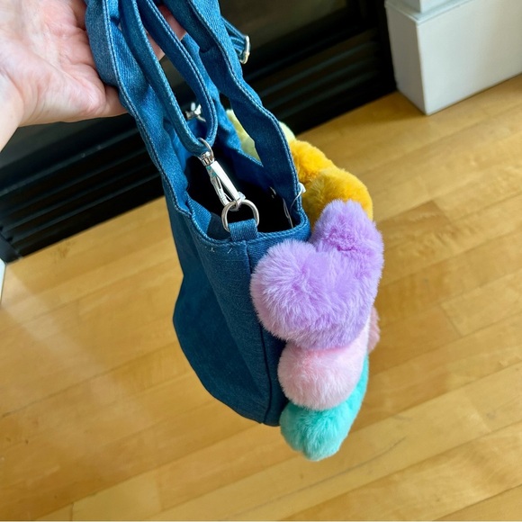 Handmade Colorful Fluffy Heart Hand Bag, Adjustable Shoulder Strap, Blue, Denim - Picture 12 of 17